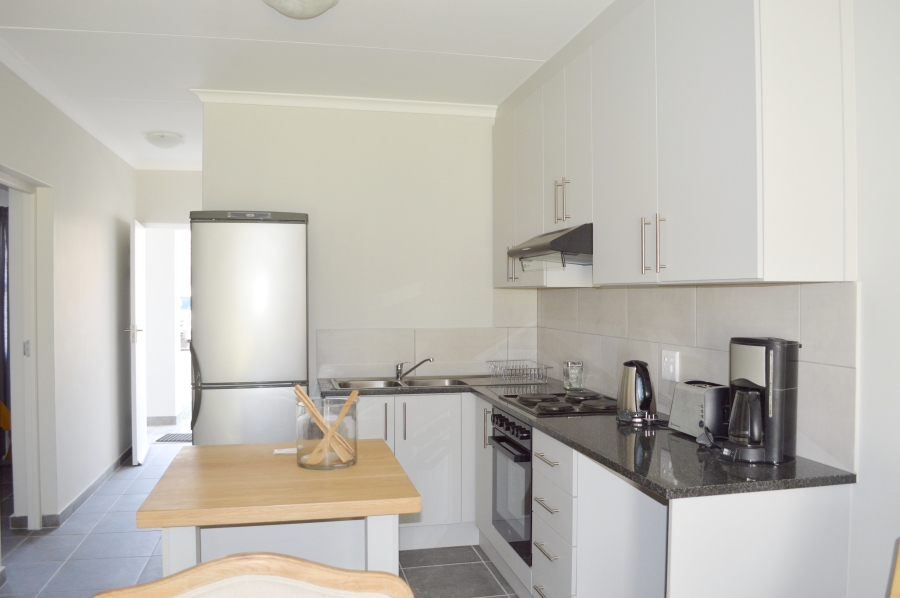 To Let 2 Bedroom Property for Rent in Haasendal Western Cape